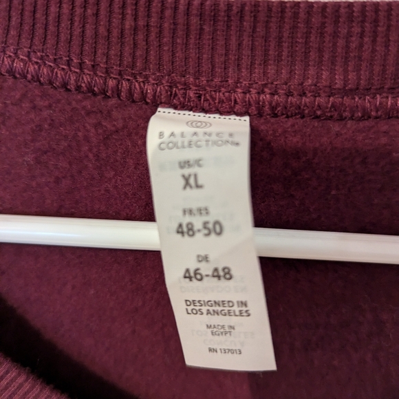Balance Collection XL sweatshirt - Picture 3 of 3